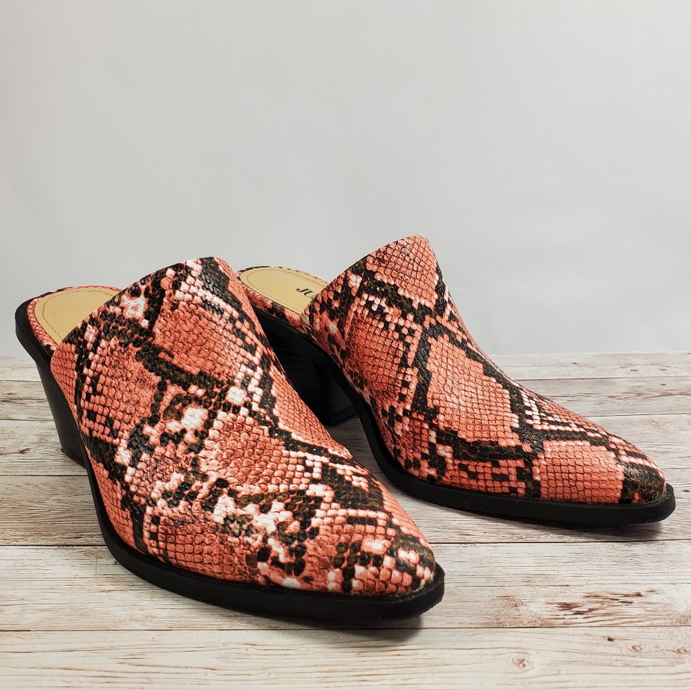 Just Fab Subtle Sophisticate Coral Snake Print Block Heel Shoes Size 6.5
